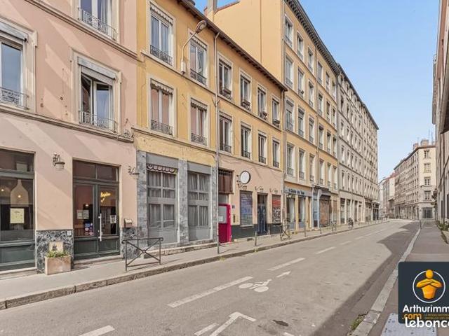 Studio 1 pièce 12 m²