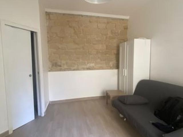 Studio 1 pièce 17 m²