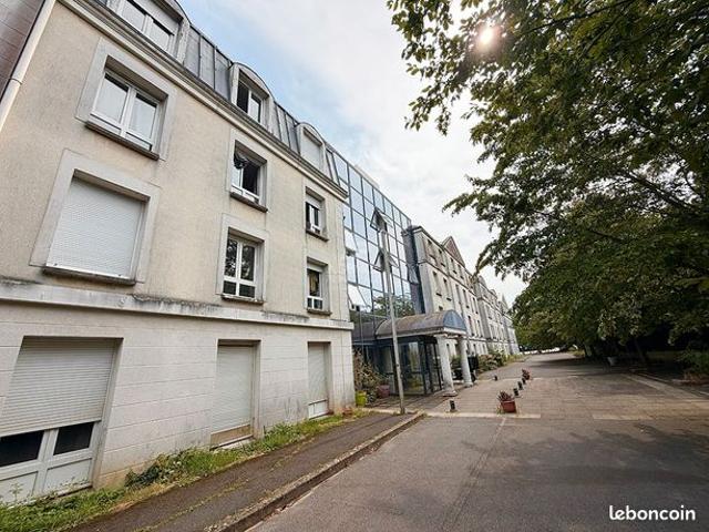 Studio 1 pièce 17 m²