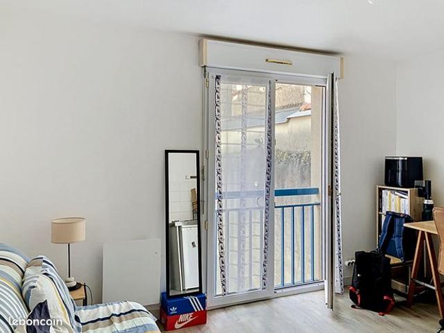 Studio 1 pièce 17 m²