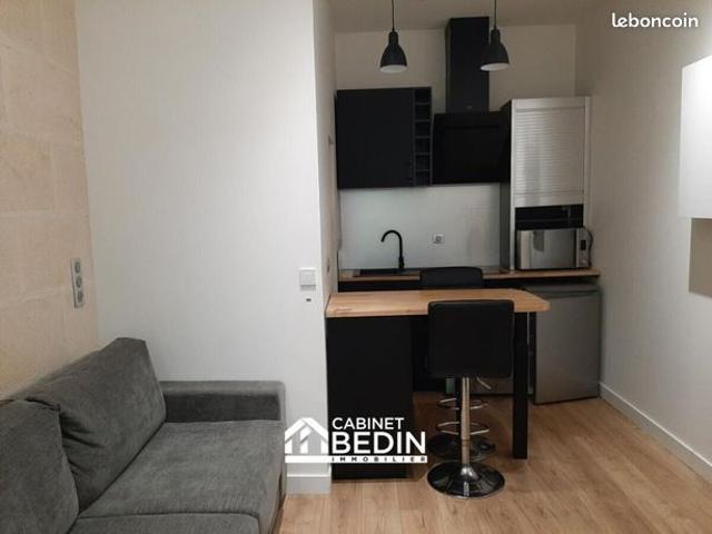 Studio 1 pièce 17 m²