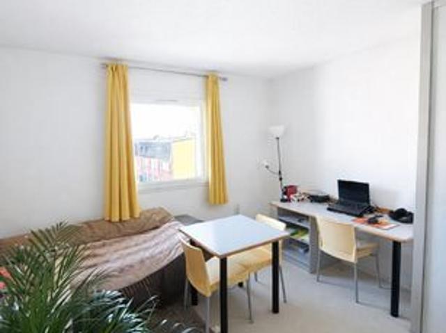 Studio 1 pièce 17 m²