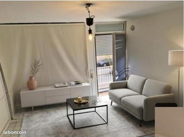 Studio 1 pièce 17 m²