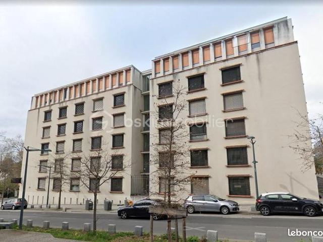 Studio 1 pièce 17 m²