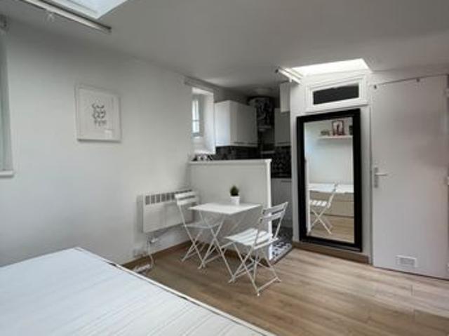 Studio 1 pièce 17 m²