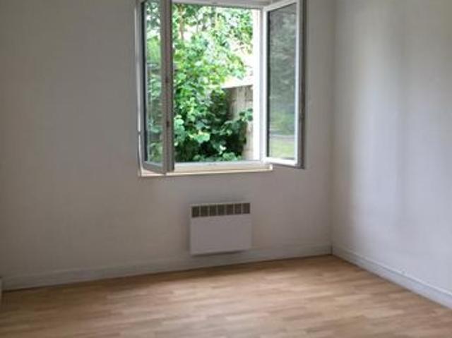 Studio 1 pièce 17 m²