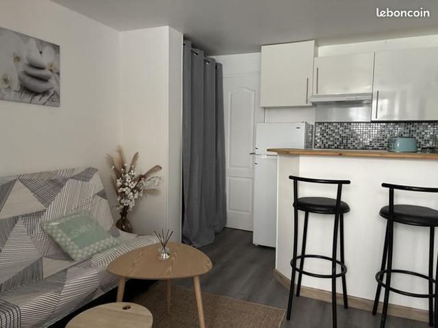 Studio 1 pièce 17 m²
