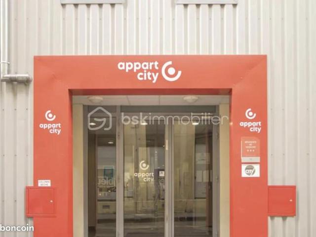 Studio 1 pièce 17 m²