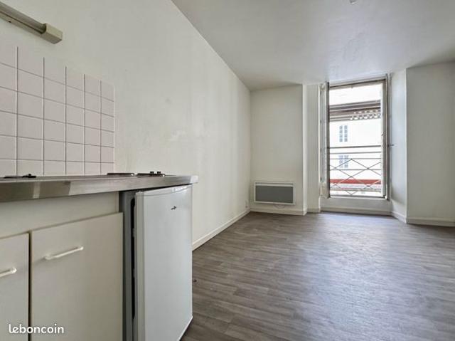 Studio 1 pièce 17 m²
