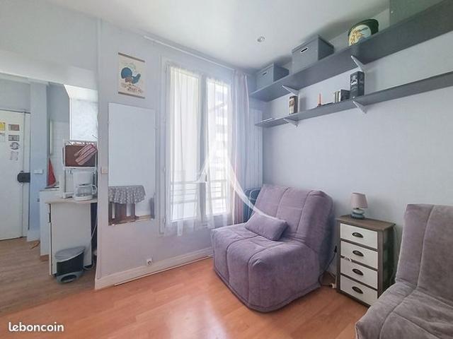 Studio 1 pièce 17 m²