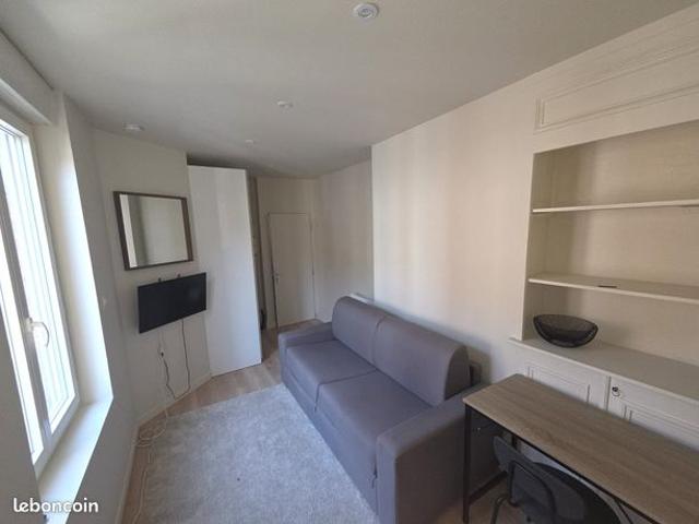 Studio 1 pièce 17 m²
