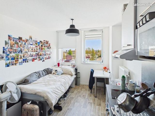 Studio 1 pièce 17 m²