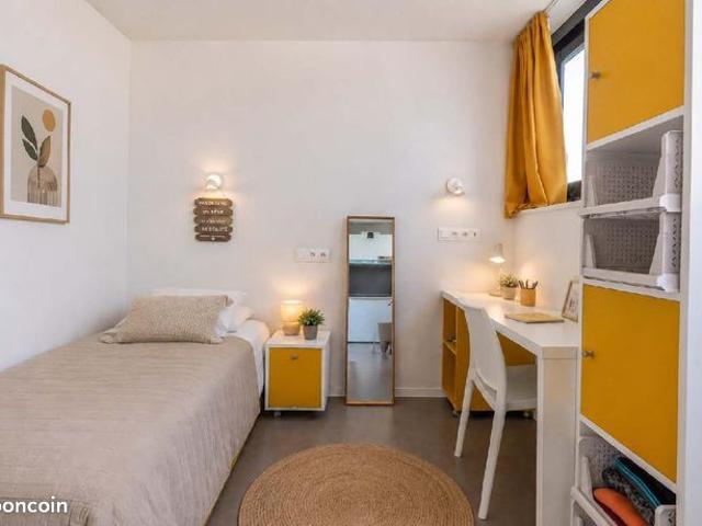 Studio 1 pièce 17 m²