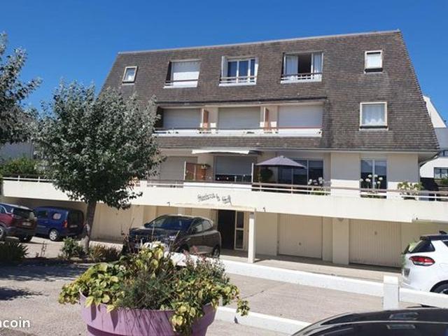 Studio 1 pièce 17 m²