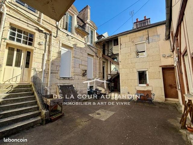 Studio 1 pièce 17 m²