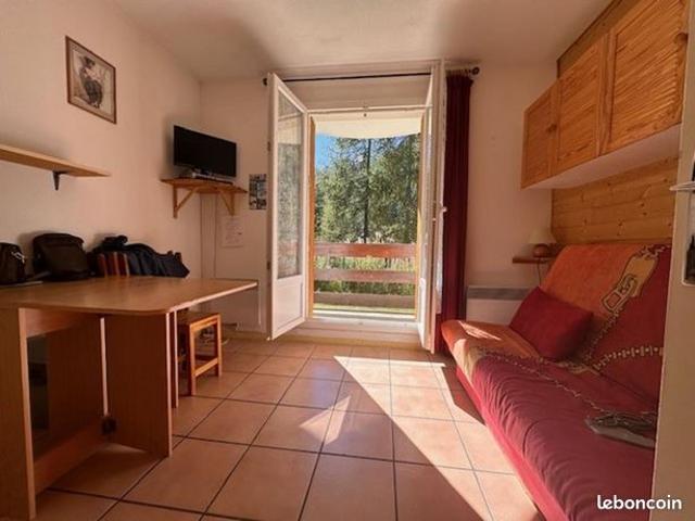 Studio 1 pièce 17 m²