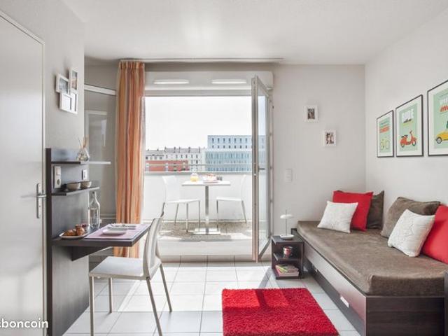 Studio 1 pièce 17 m²