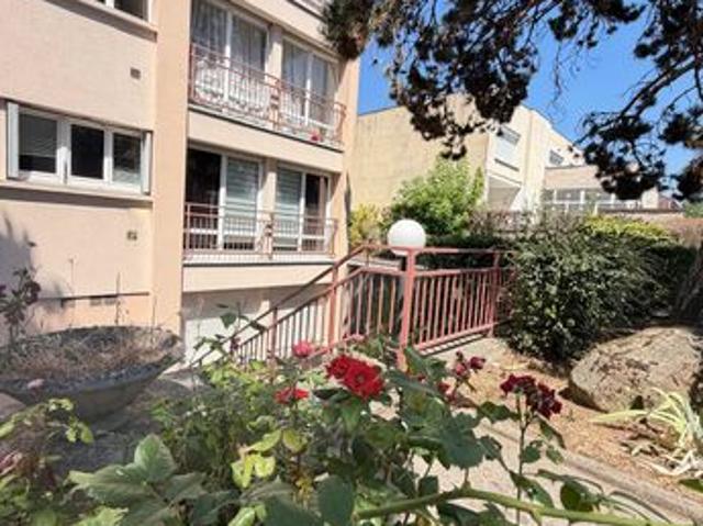 Studio 1 pièce 17 m²