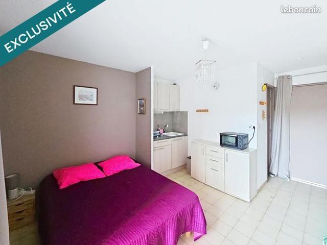 Studio 1 pièce 17 m²