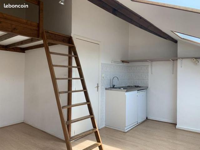 Studio 1 pièce 17 m²
