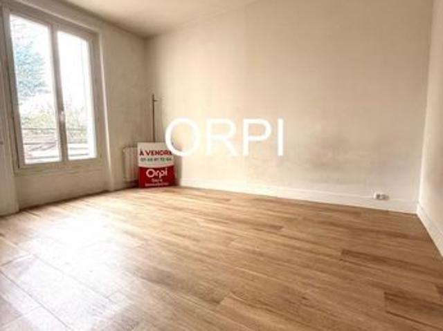Studio 1 pièce 17 m²