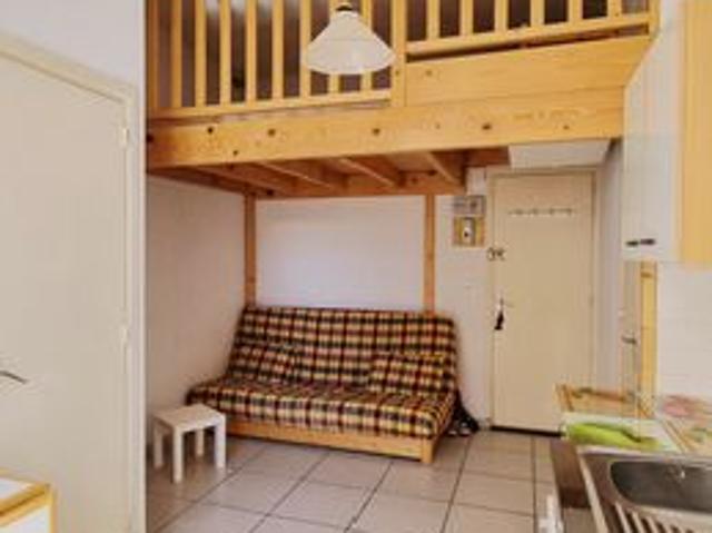 Studio 1 pièce 17 m²