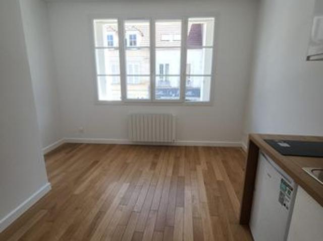 Studio 1 pièce 17 m²