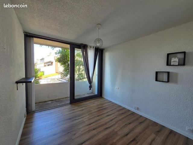 Studio 1 pièce 17 m²