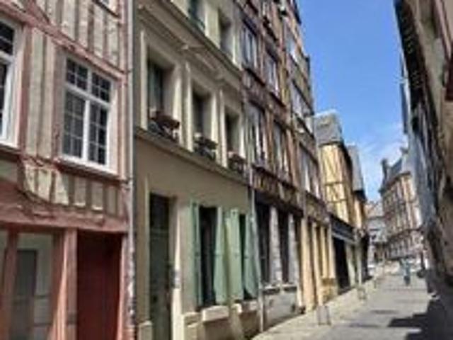 Studio 1 pièce 17 m²