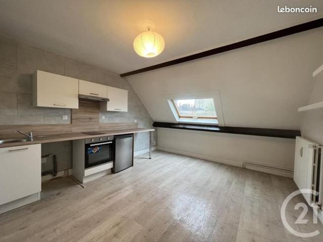 Studio 1 pièce 17 m²