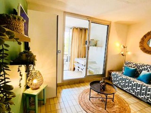 Studio 1 pièce 17 m²