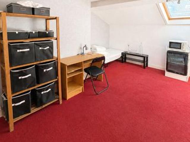 Studio 1 pièce 17 m²