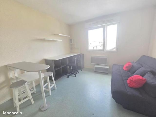 Studio 1 pièce 17 m²
