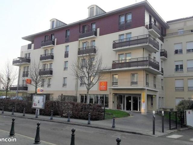 Studio 1 pièce 17 m²