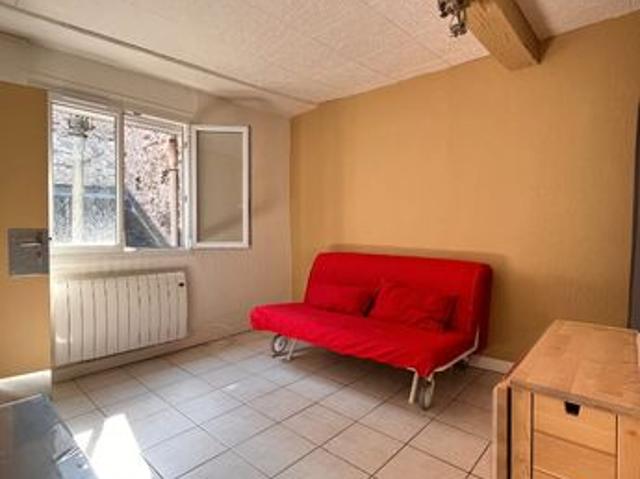 Studio 1 pièce 17 m²