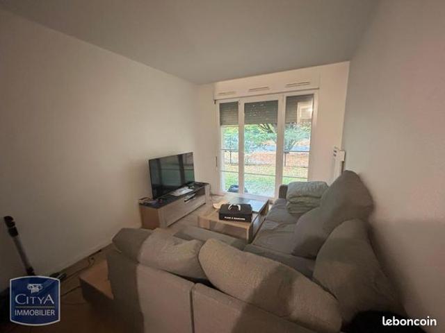 Studio 1 pièce 17 m²