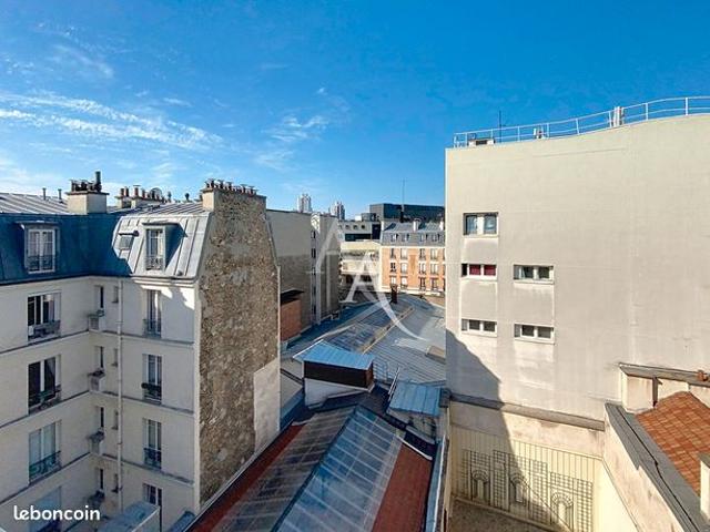 Studio 1 pièce 14 m²