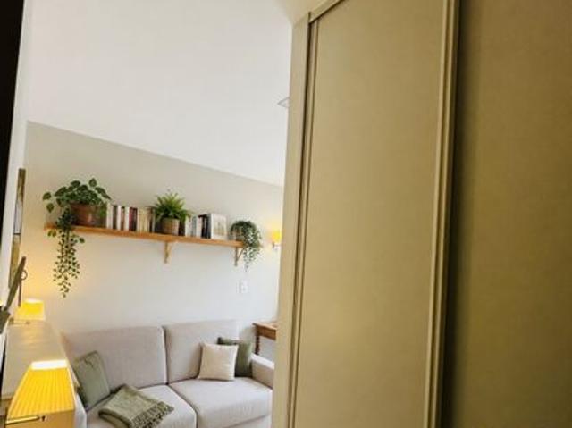 Studio 1 pièce 14 m²
