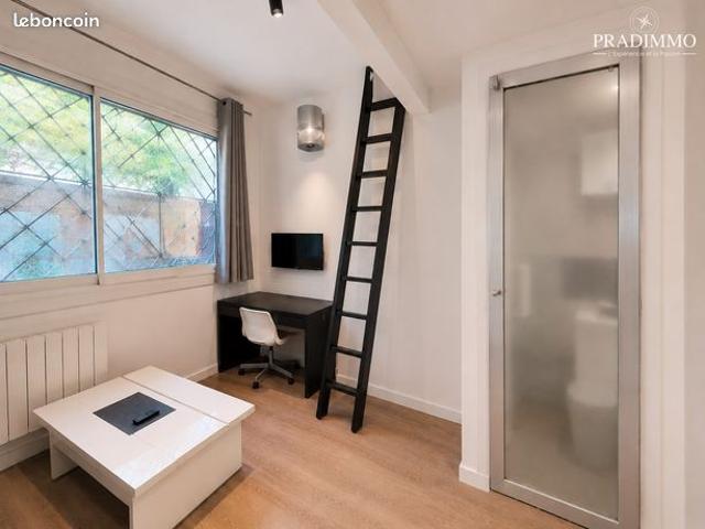 Studio 1 pièce 14 m²