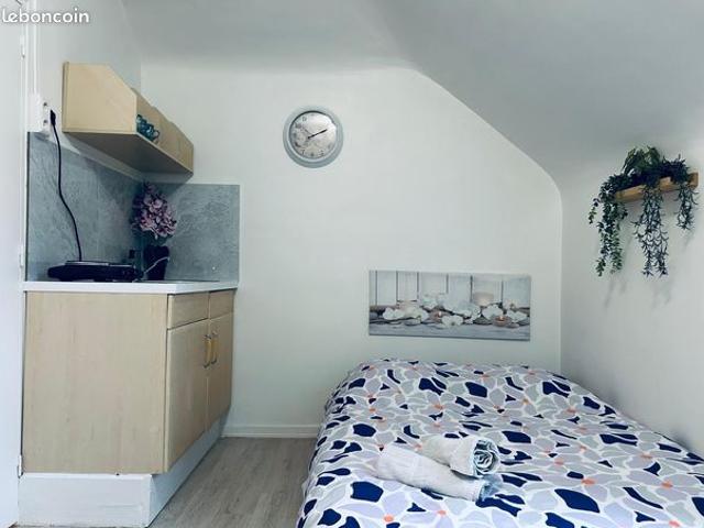 Studio 1 pièce 14 m²