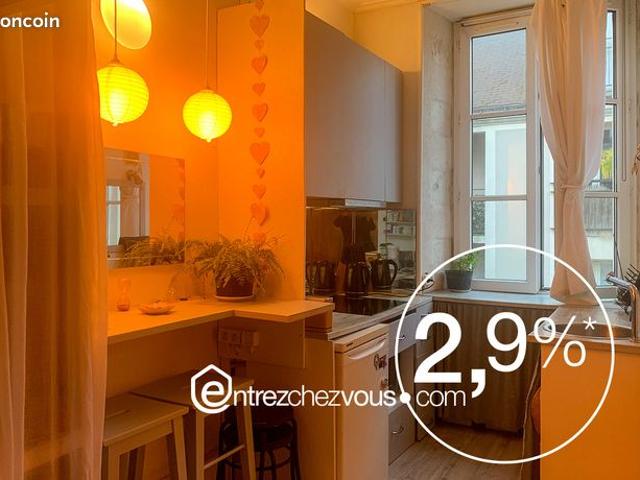 Studio 1 pièce 14 m²