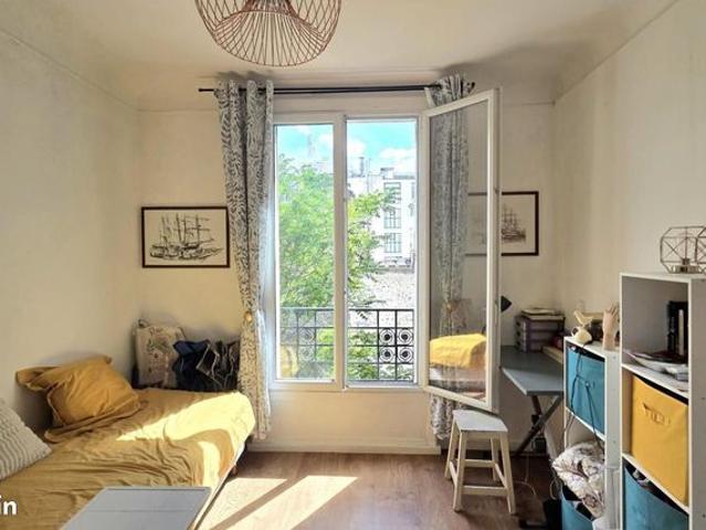 Studio 1 pièce 14 m²