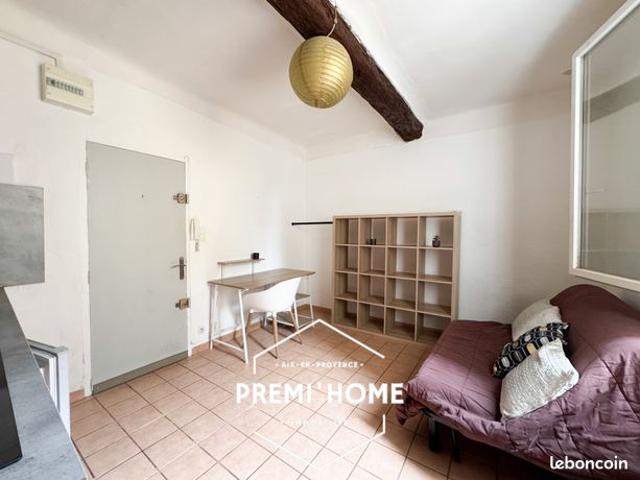Studio 1 pièce 14 m²