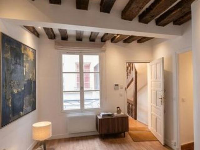 Studio 1 pièce 14 m²