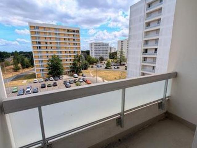 Studio 1 pièce 14 m²