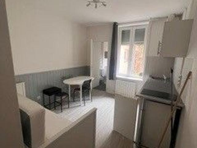 Studio 1 pièce 14 m²