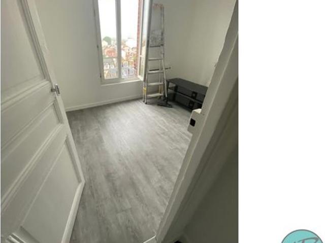 Studio 1 pièce 14 m²