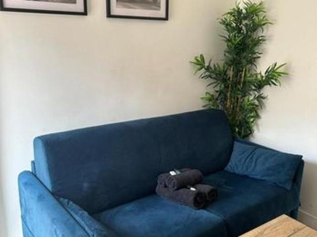 Studio 1 pièce 14 m²