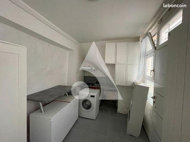 Studio 1 pièce 14 m²