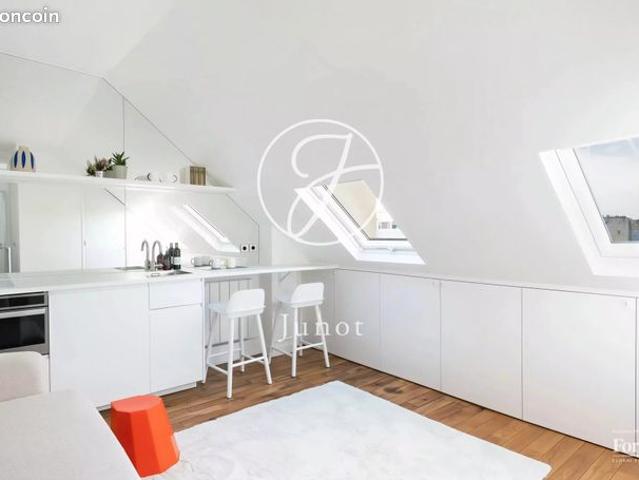 Studio 1 pièce 14 m²